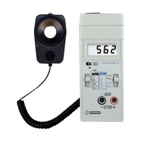 Traceable Dual Range Light Meter w/Outputs